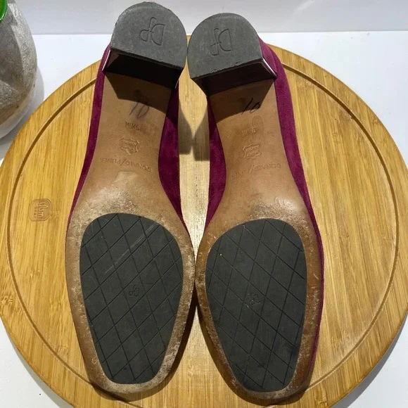 Donald Pliner Corin Suede Block Heel Pumps Women's 9.5 Chic Burgundy Career Shoe - Picture 8 of 10